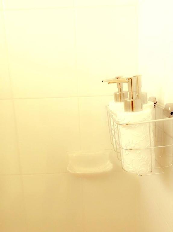 Bed and Breakfast Loy Manee House Аюттхая Номер фото
