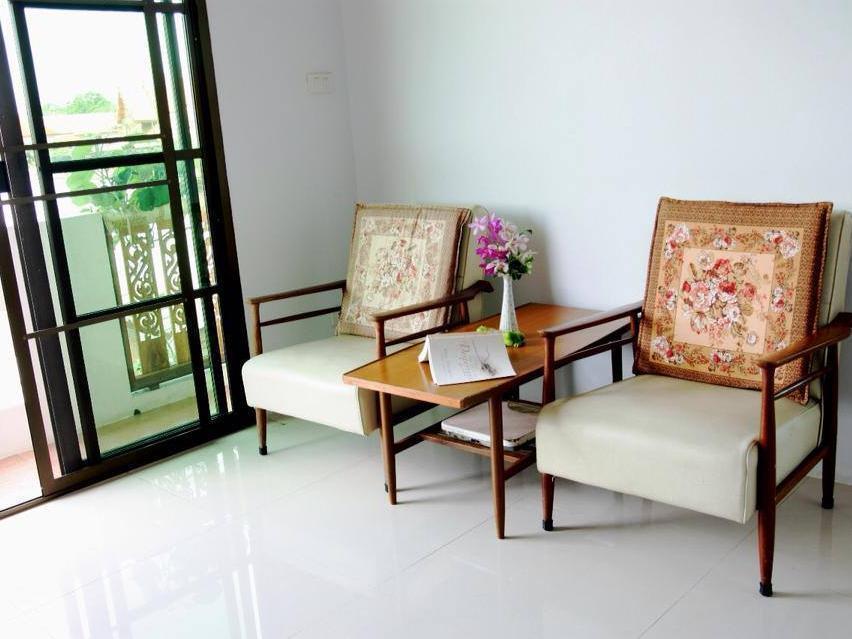 Bed and Breakfast Loy Manee House Аюттхая Экстерьер фото